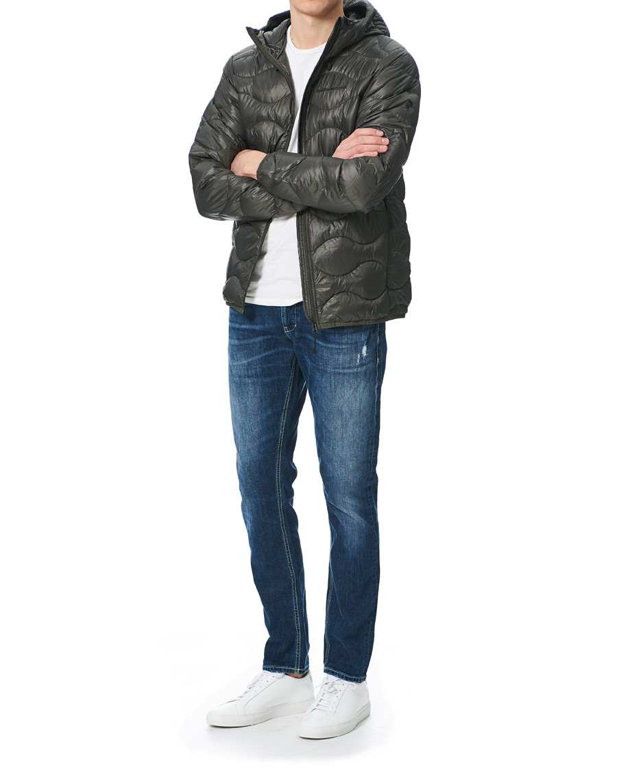 Hombres | Abrigos y chaquetas | Peak Performance | Helium Hooded Jacket Black Olive