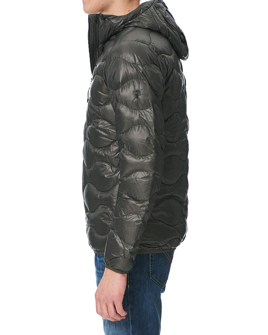 Hombres | Abrigos y chaquetas | Peak Performance | Helium Hooded Jacket Black Olive