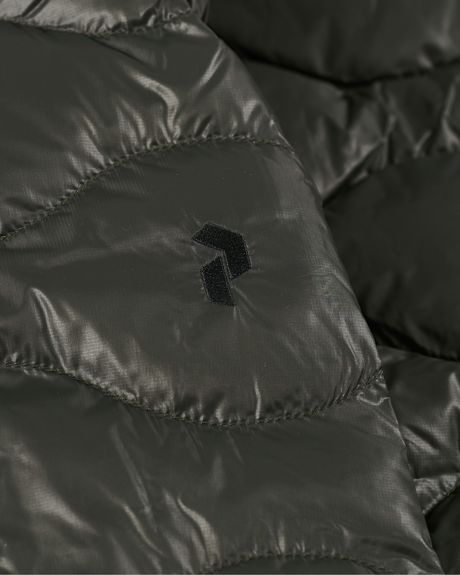 Hombres | Abrigos y chaquetas | Peak Performance | Helium Hooded Jacket Black Olive