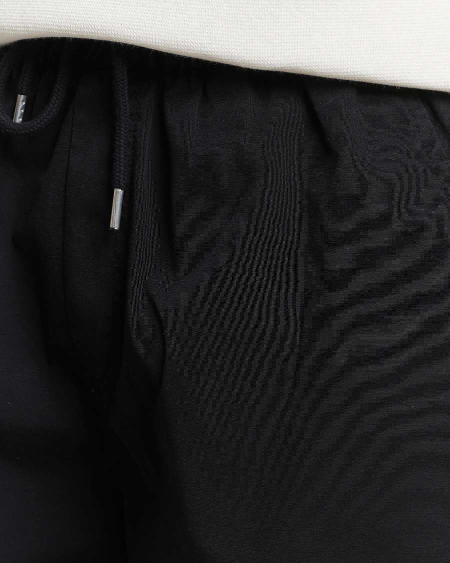 Hombres | Pantalones cortos | Colorful Standard | Classic Organic Twill Drawstring Shorts Deep Black