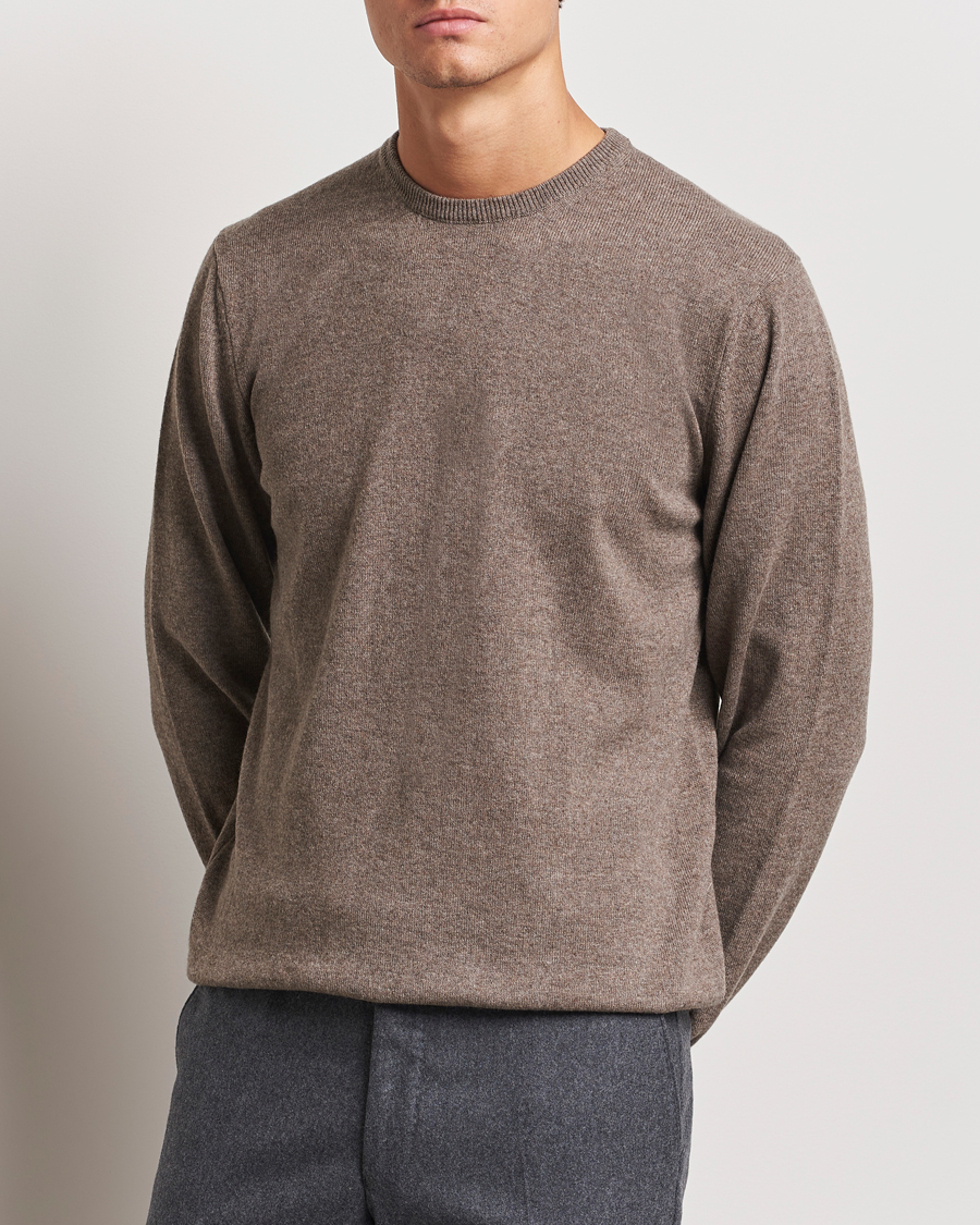 Hombres | Jerséis y prendas de punto | Piacenza Cashmere | Cashmere Crew Neck Sweater Brown