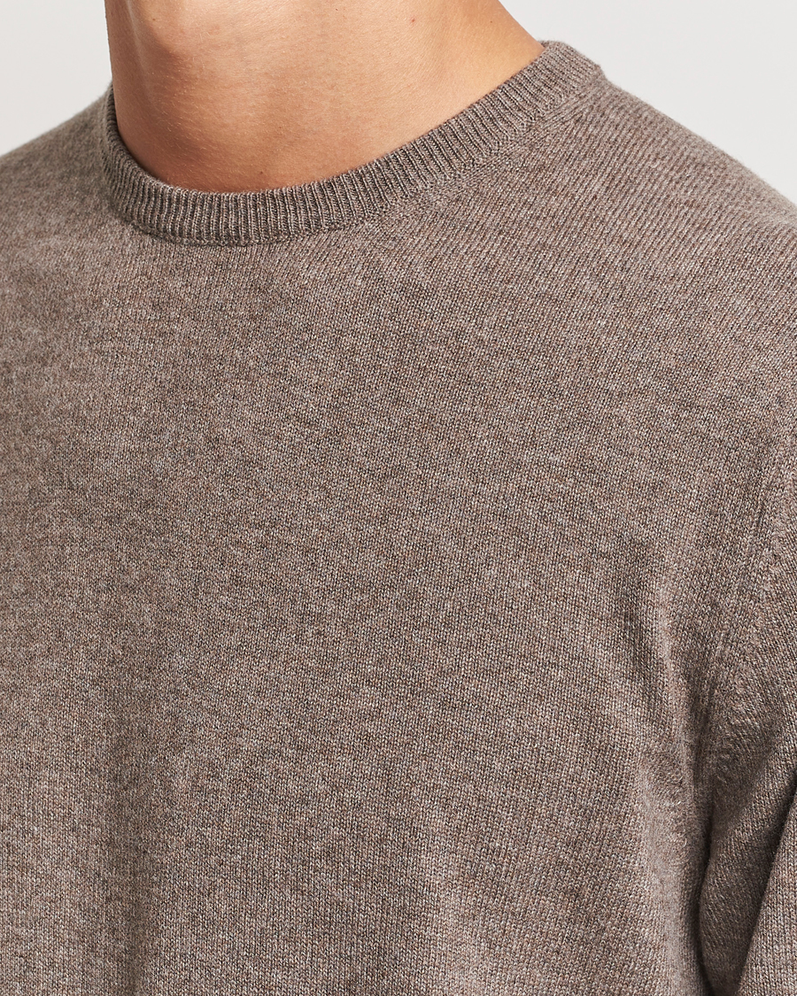 Hombres | Jerséis y prendas de punto | Piacenza Cashmere | Cashmere Crew Neck Sweater Brown