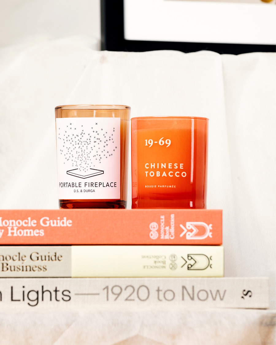 Hombres | 19-69 Chinese Tobacco Scented Candle 200ml | 19-69 | Chinese Tobacco Scented Candle 200ml