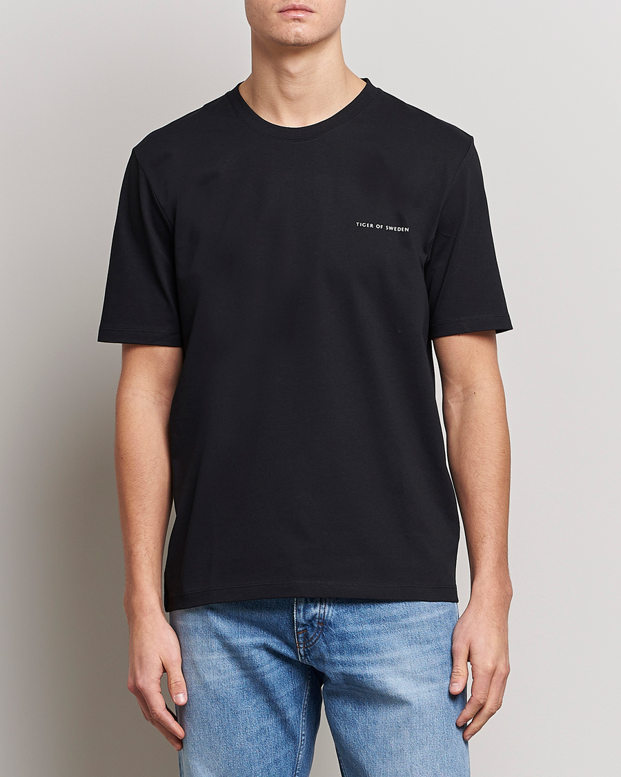 Hombres | Camisetas negras | Tiger of Sweden | Pro Cotton Logo Tee Black