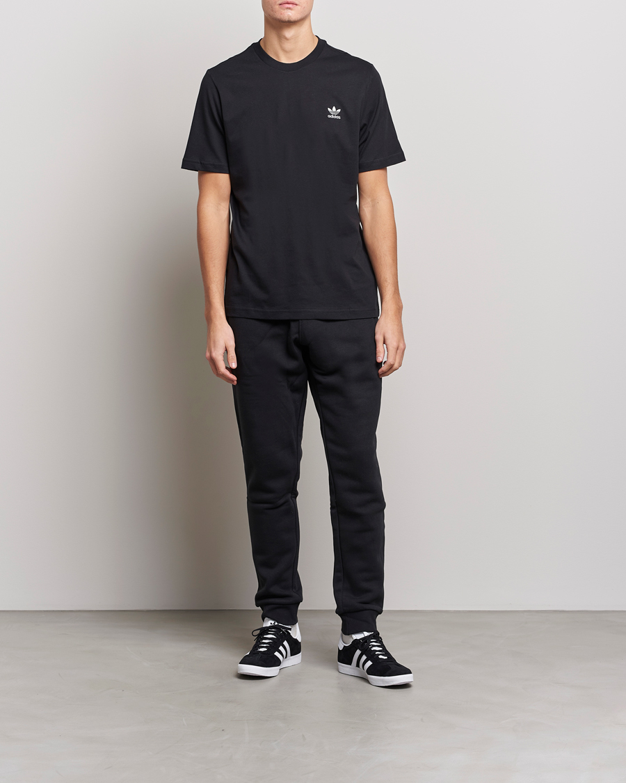 Hombres | Camisetas | adidas Originals | Essential Trefoil Tee Black