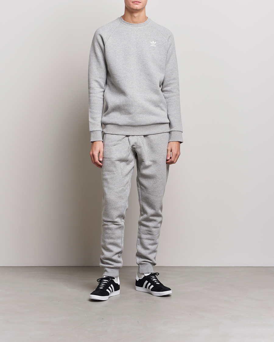 Hombres | Jerséis y prendas de punto | adidas Originals | Essential Trefoil Sweatshirt Grey