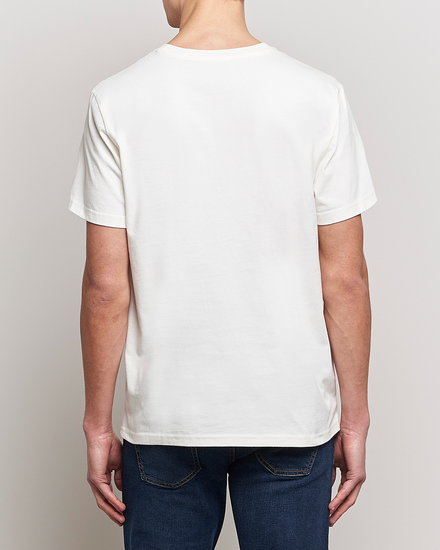 Hombres | Camisetas | Nudie Jeans | Roy Logo Crew Neck Tee Off White
