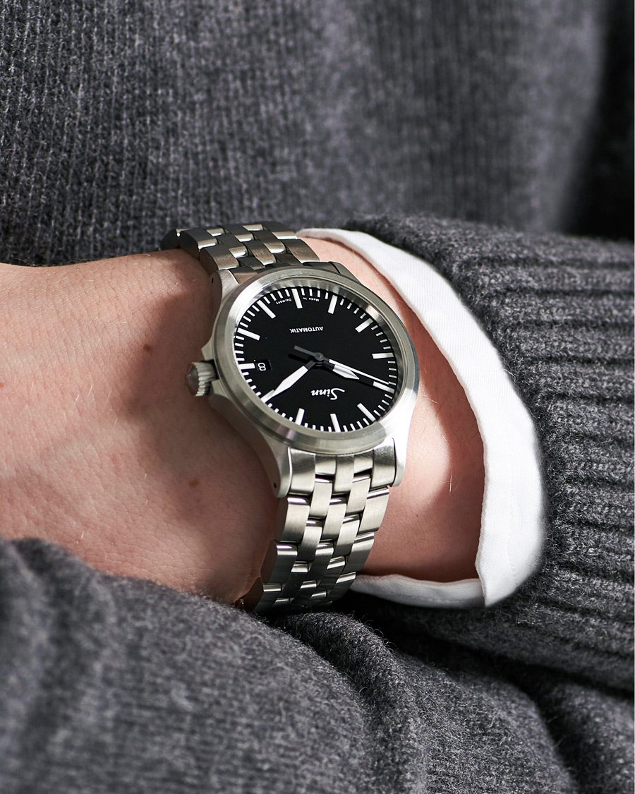 Hombres |  | Sinn | 556 Date Stainless Steel Watch 38,5mm Black