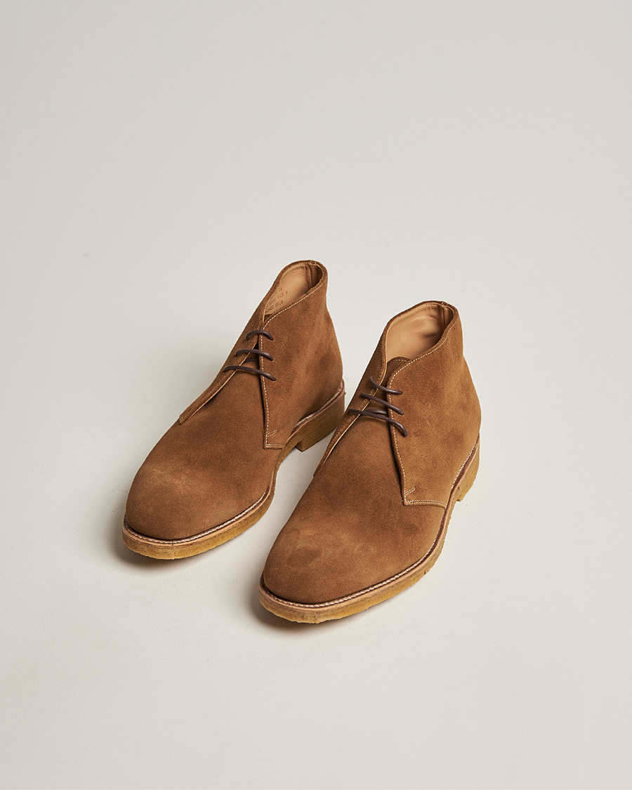 Hombres | Zapatos | Loake 1880 | Rivington Suede Crepe Sole Chukka Tan
