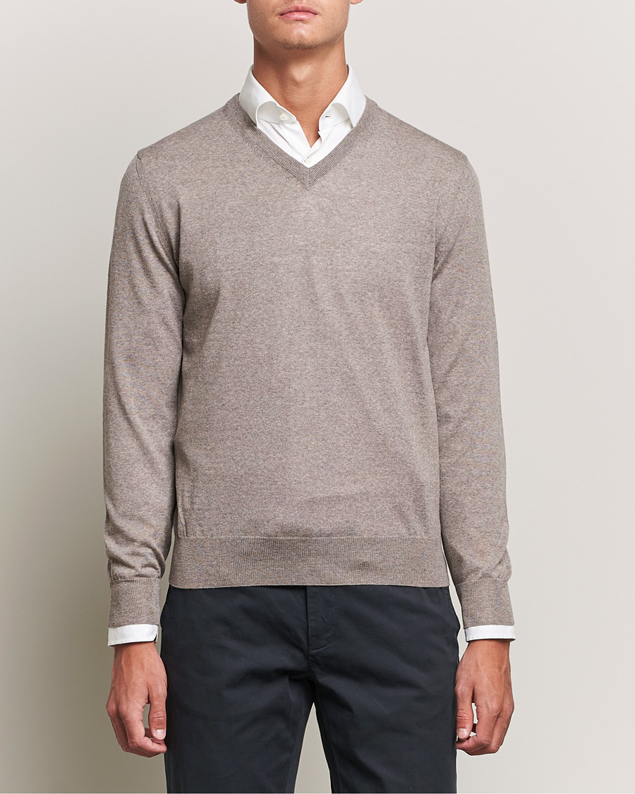 Hombres | Jerséis y prendas de punto | Canali | Merino Wool V-Neck Taupe