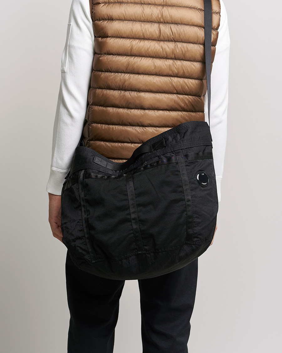 Hombres | C.P. Company Nylon B Large Tote Bag Black | C.P. Company | Nylon B Large Tote Bag Black