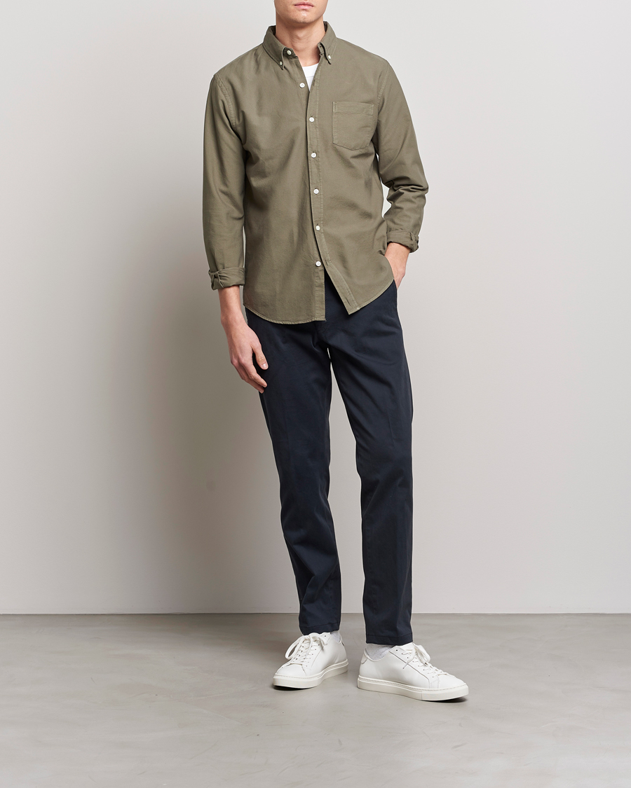 Hombres | Camisas | Colorful Standard | Classic Organic Oxford Button Down Shirt Dusty Olive