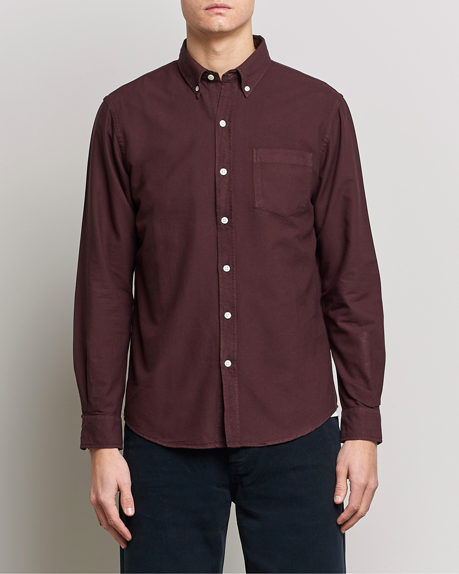Hombres | Camisas | Colorful Standard | Classic Organic Oxford Button Down Shirt Oxblood Red