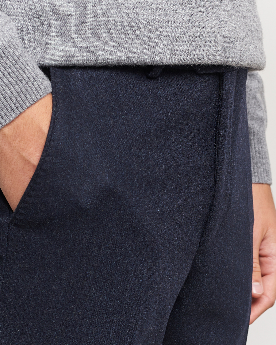 Hombres | Pantalones | Oscar Jacobson | Denz Turn Up Flannel Trousers Navy Melange