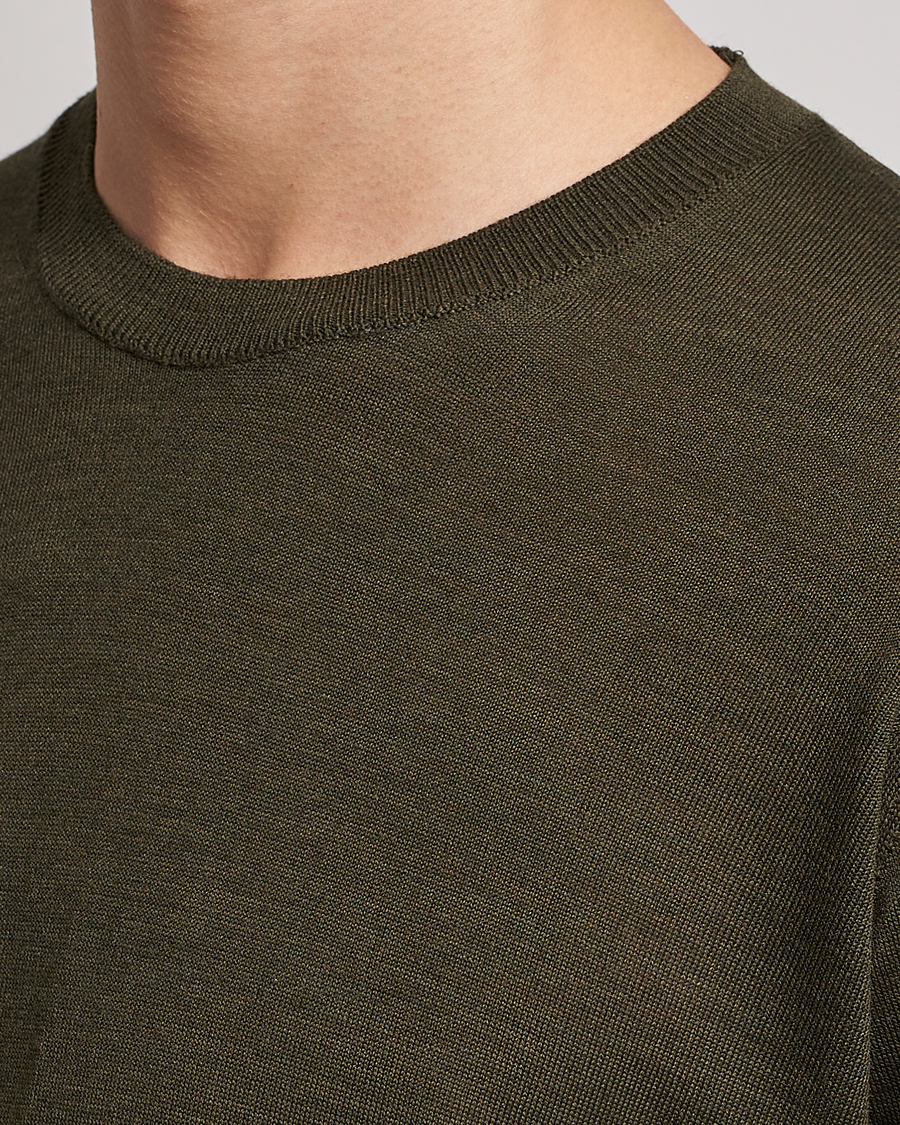 Hombres | Jerséis y prendas de punto | Oscar Jacobson | Custer Extra Fine Merino Crew Neck Green