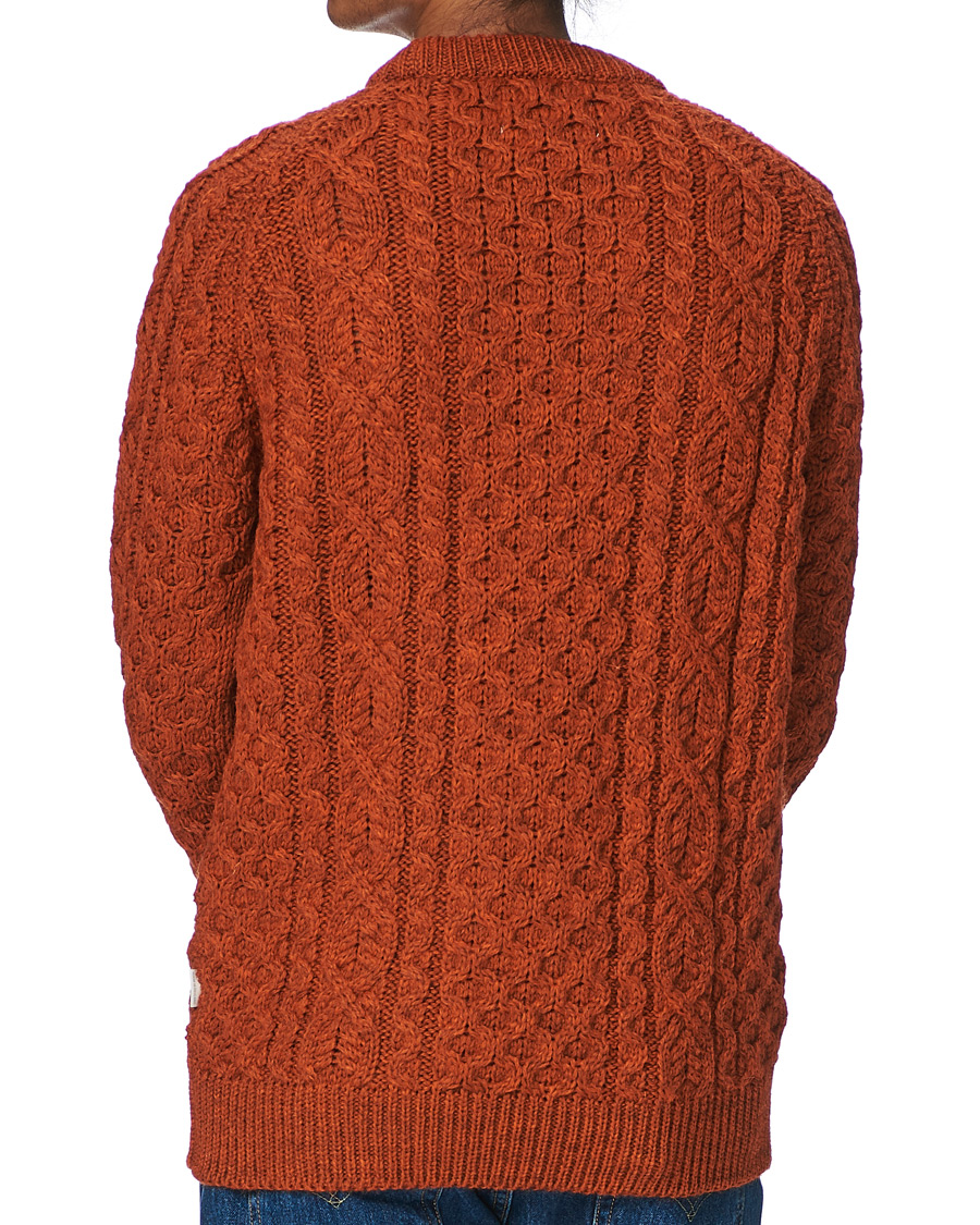 Hombres | Jerséis y prendas de punto | Peregrine | Hudson Wool Aran Knitted Jumper Orange