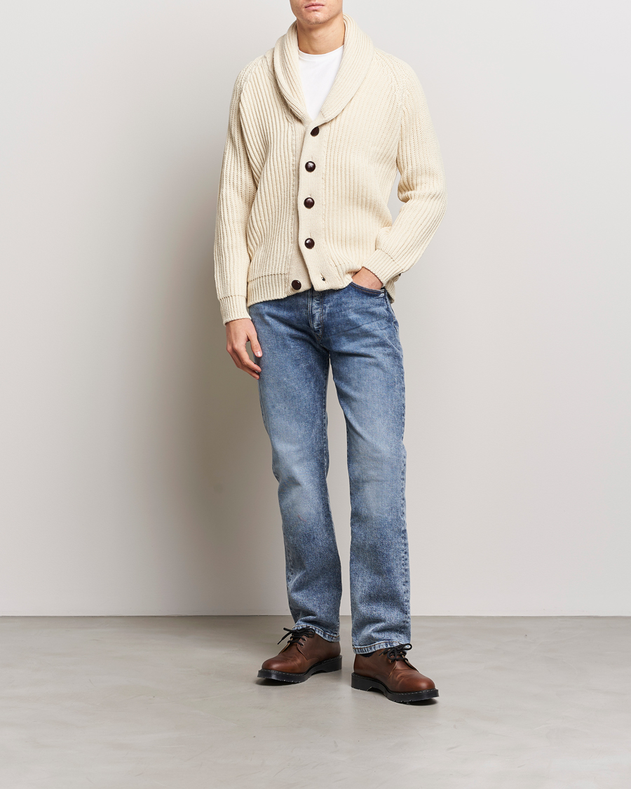 Hombres | Jerséis y prendas de punto | Peregrine | Wilkinson Ribbed Wool Cardigan Ecru