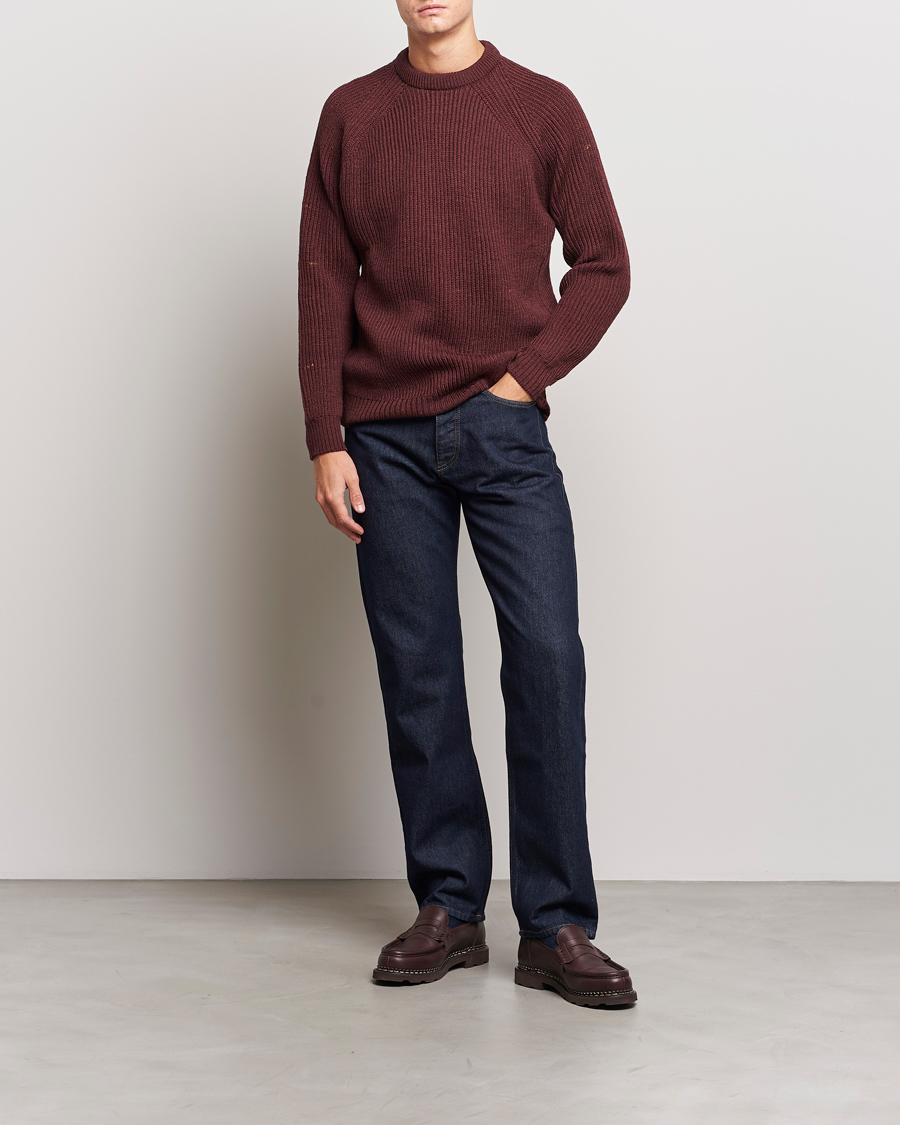 Hombres | Jerséis y prendas de punto | Peregrine | Ford Knitted Wool Jumper Shiraz