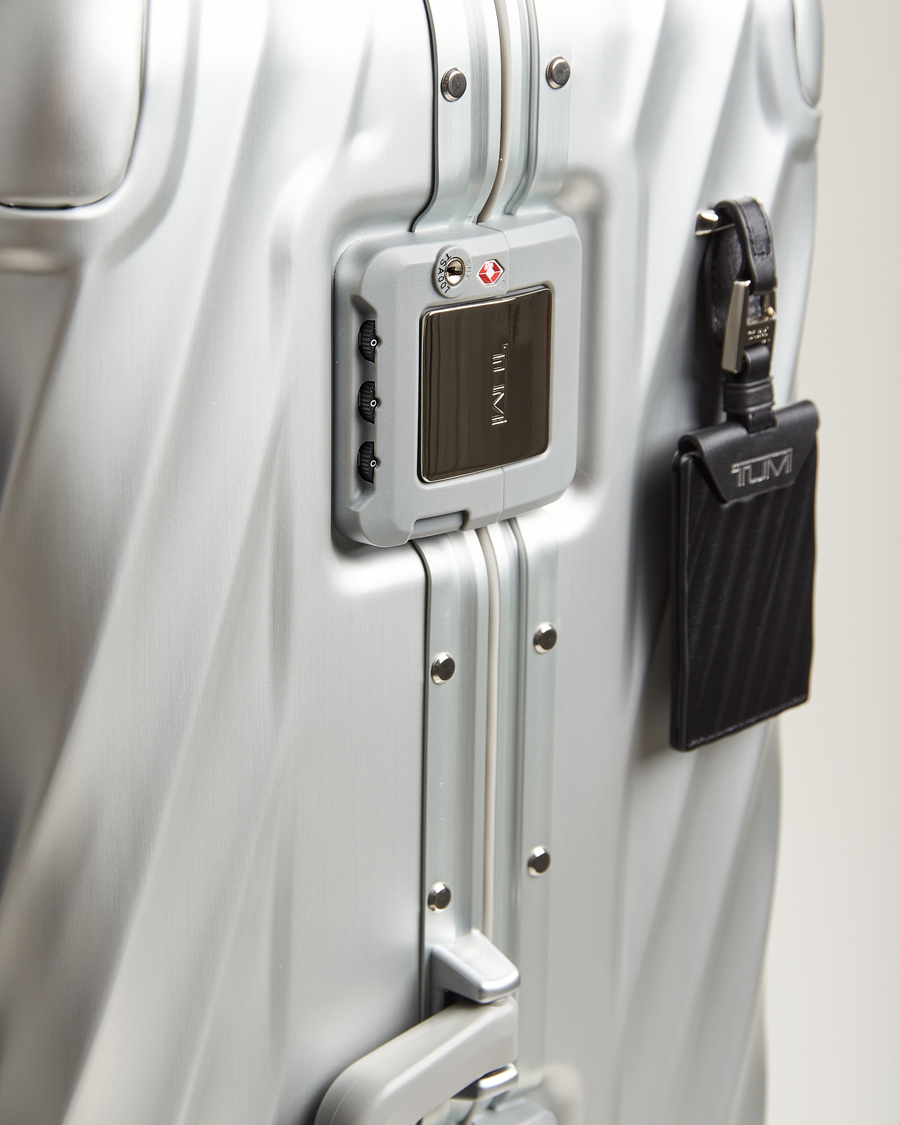 Hombres | TUMI Extended Trip Aluminum Packing Case Silver | TUMI | Extended Trip Aluminum Packing Case Silver