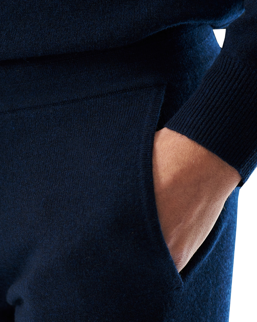 Hombres | Pantalones | People's Republic of Cashmere | Cashmere Sweatpants Navy