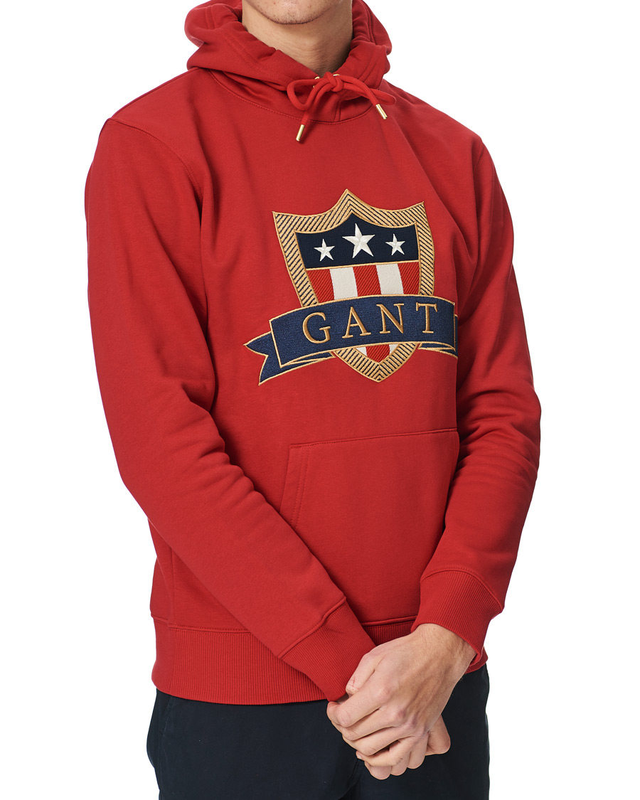 Hombres | Jerséis y prendas de punto | GANT | Banner Shield Hoodie Equestrian Red