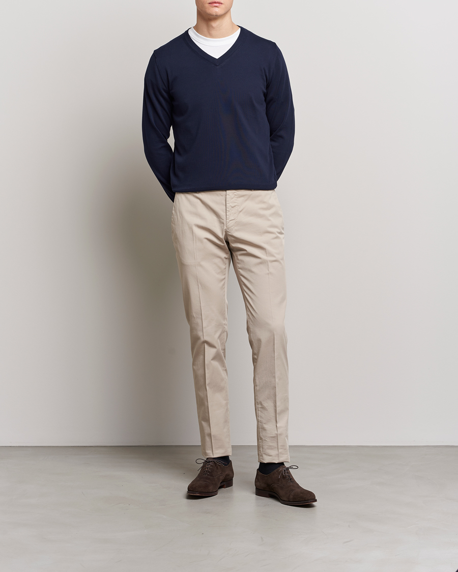 Hombres | Jerséis y prendas de punto | Canali | Cotton V-Neck Pullover Navy