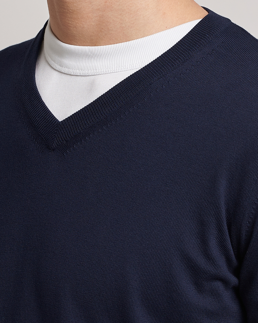 Hombres | Jerséis y prendas de punto | Canali | Cotton V-Neck Pullover Navy