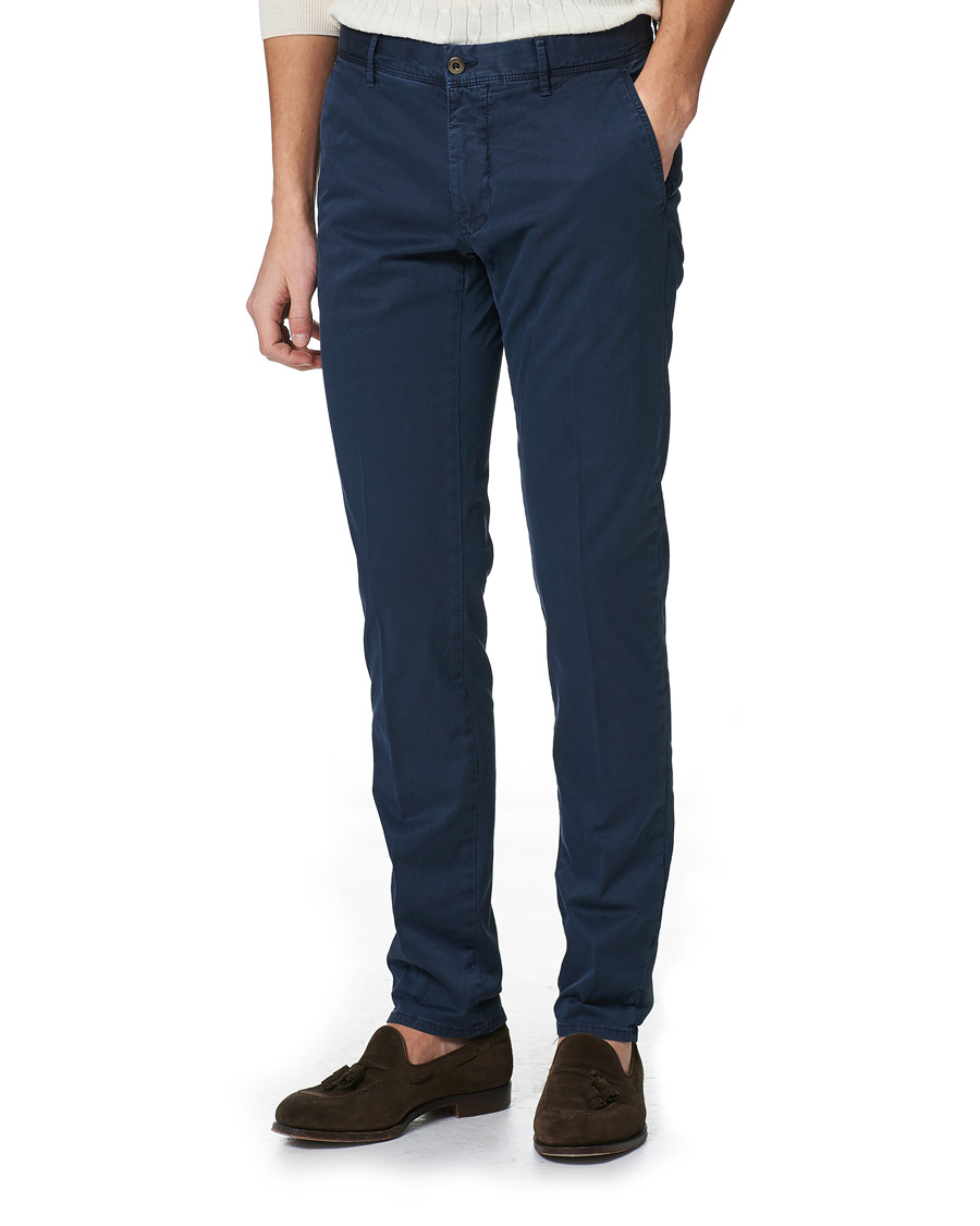 Hombres | Pantalones | Incotex | Slim Fit Garment Dyed Slacks Navy