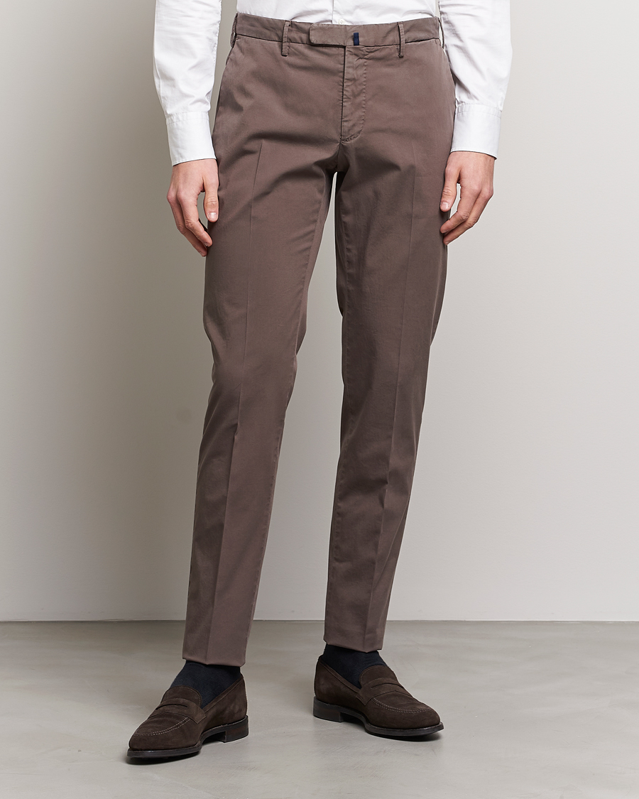 Hombres | Pantalones | Incotex | Slim Fit Comfort Chinos Dark Brown