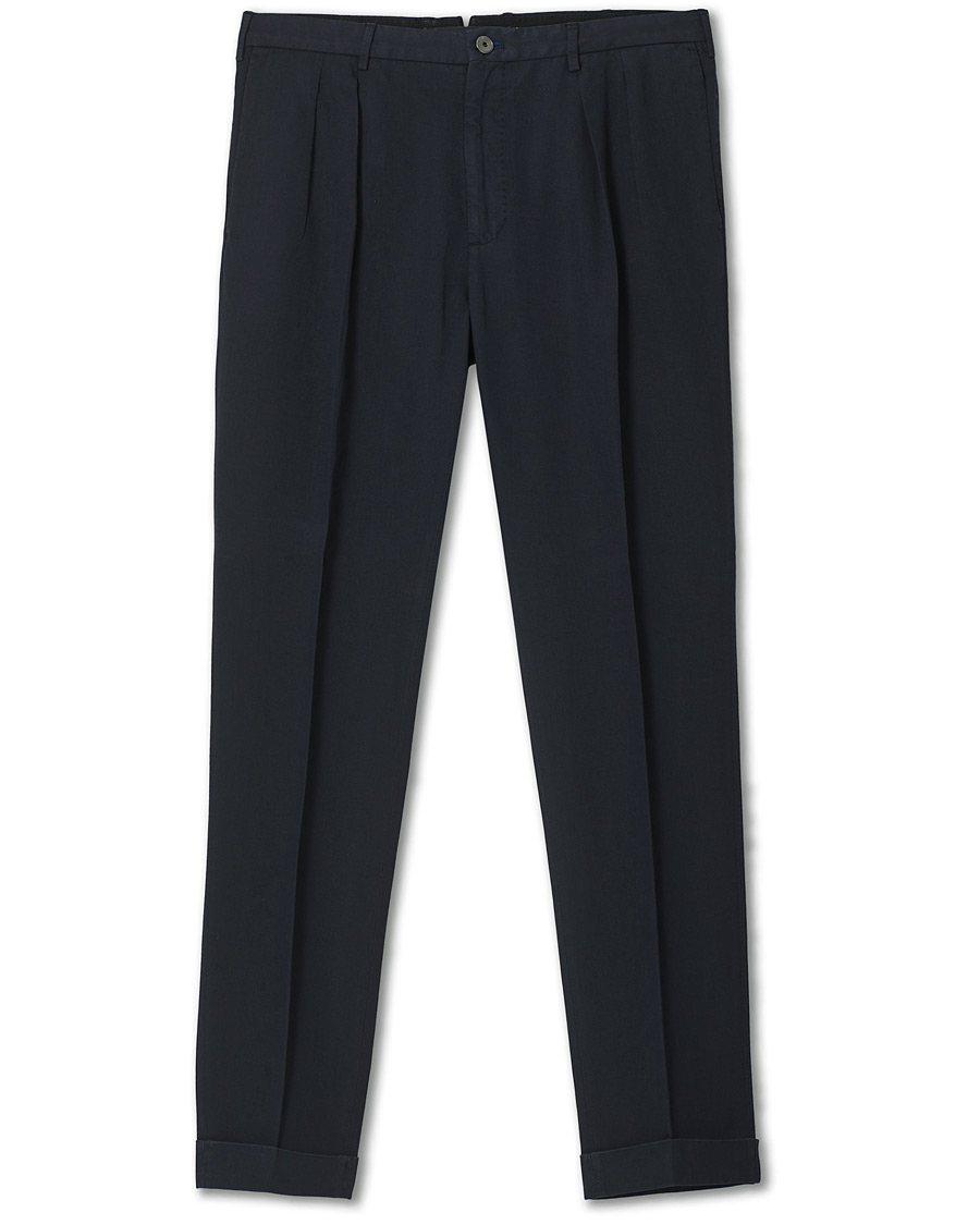 Hombres | Pantalones | Incotex | Carrot Fit Pleated Trousers Navy