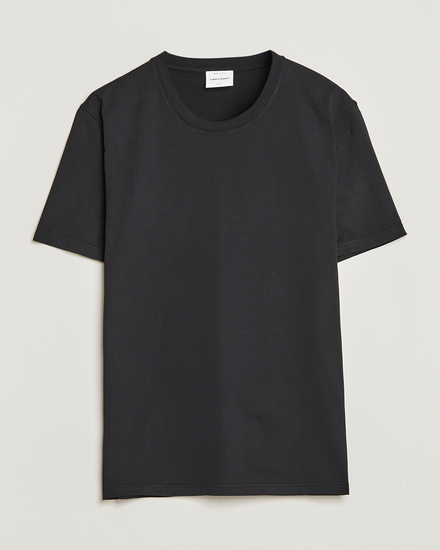 Hombres | Camisetas | A Day's March | Classic Fit Tee Black