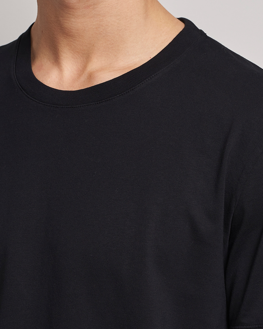 Hombres | Camisetas | A Day's March | Classic Fit Tee Black