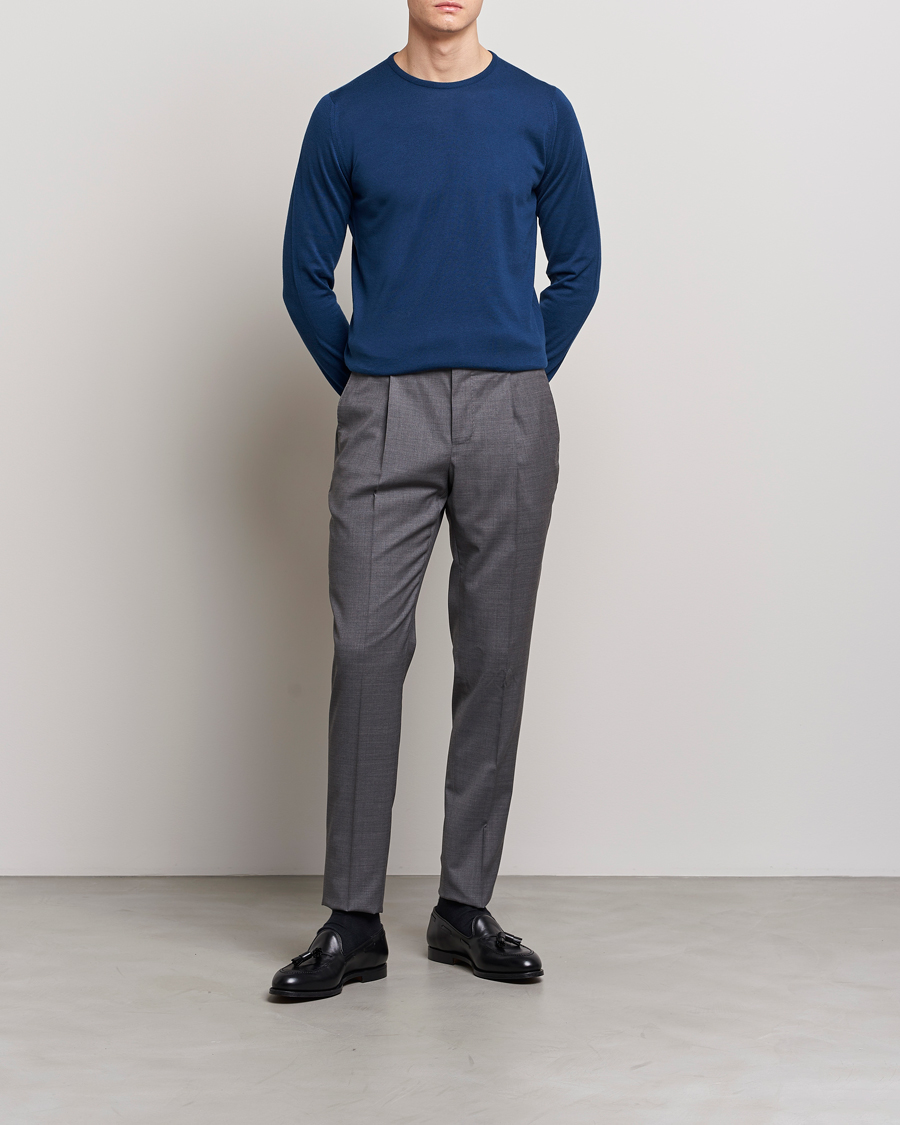 Hombres | Jerséis y prendas de punto | John Smedley | Hatfield Sea Island Crew Neck Indigo
