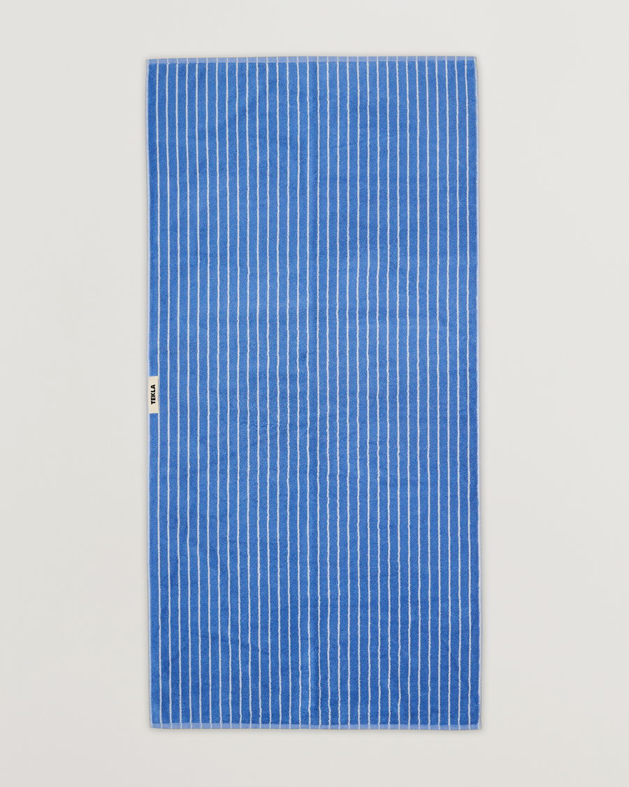 Hombres | Telas | Tekla | TeklaOrganic Terry Bath TowelClear Blue Stripes