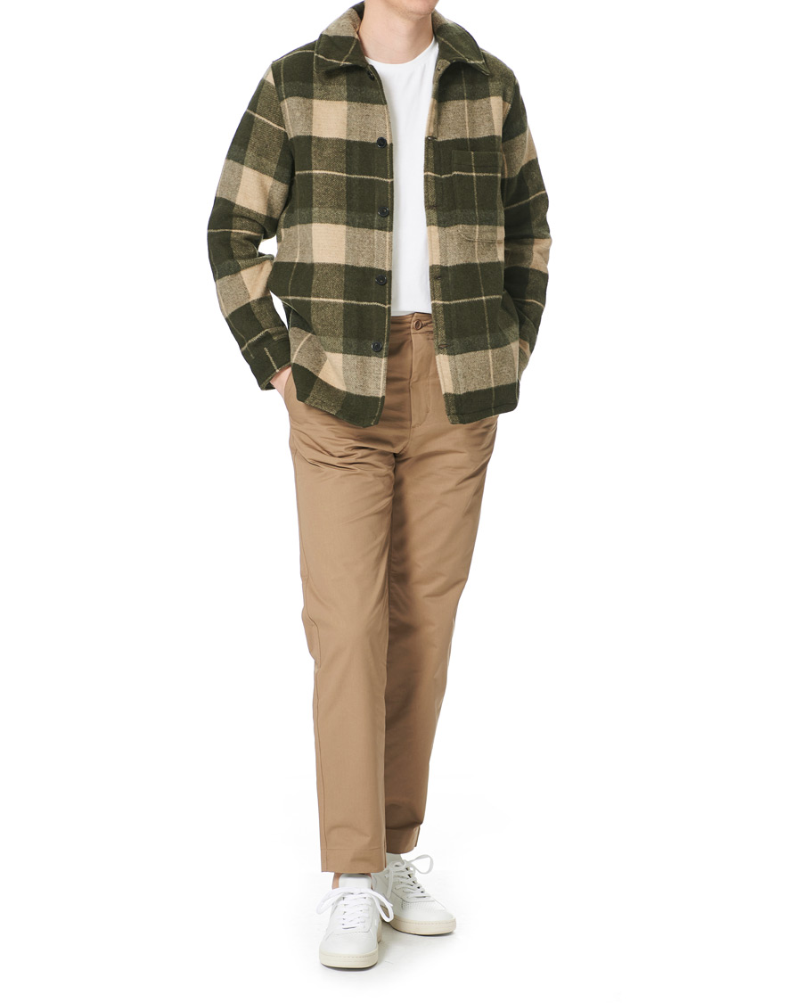 Hombres | Pantalones | Filippa K | Flynn Cotton Chino Dark Khaki