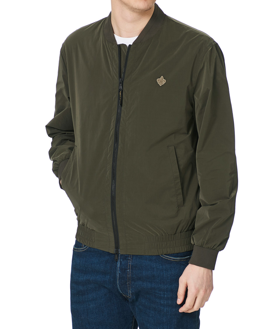Hombres | Abrigos y chaquetas | Morris | Nicolas Nylon Bomber Jacket Olive