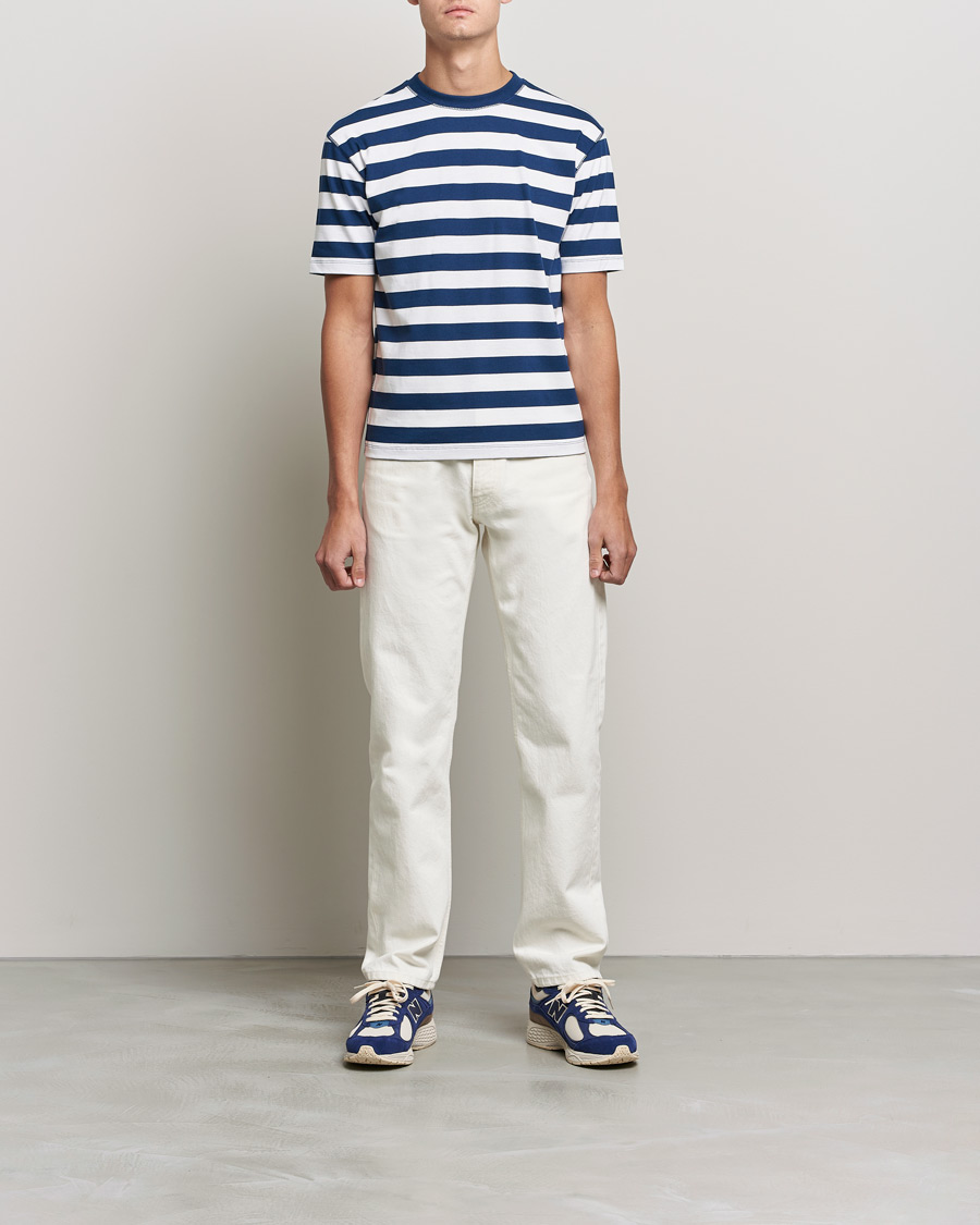 Hombres | Camisetas | Drake's | Striped Cotton Hiking Tee White/Navy