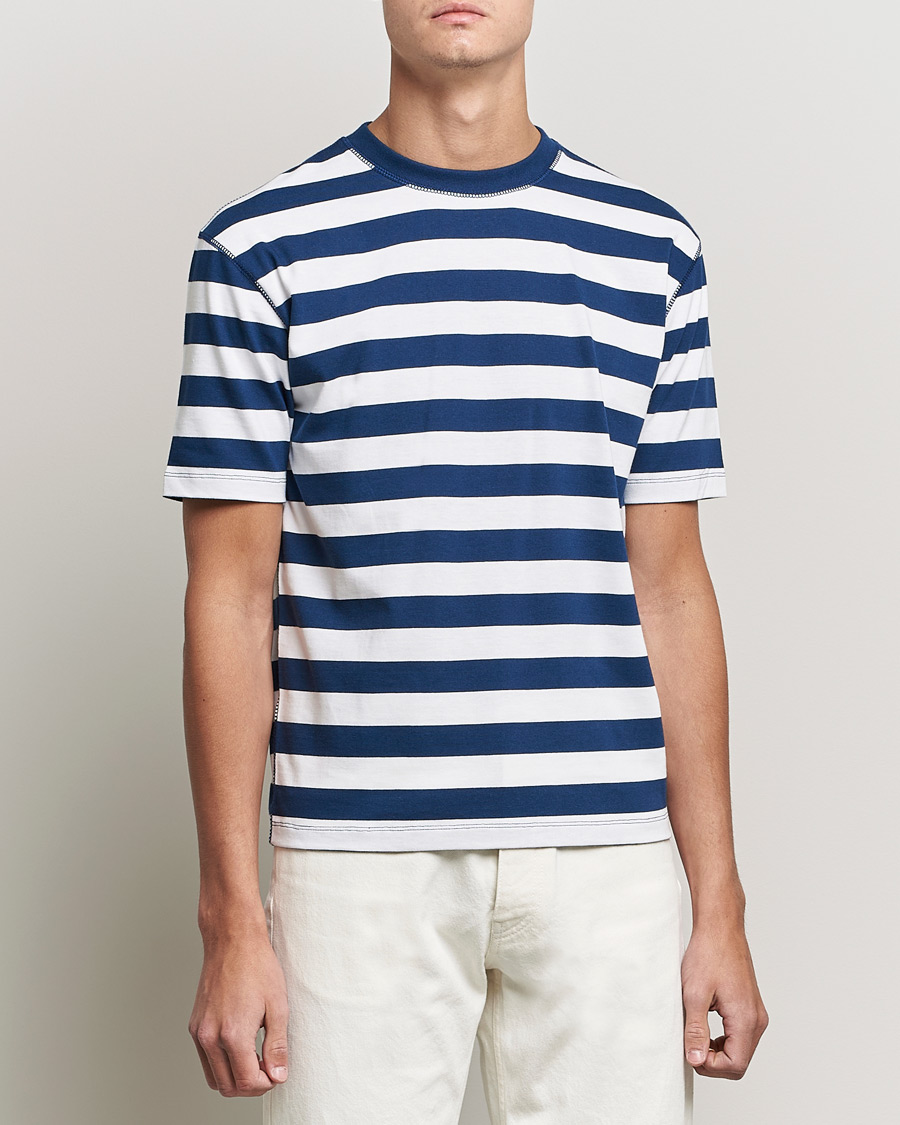 Hombres | Camisetas | Drake's | Striped Cotton Hiking Tee White/Navy