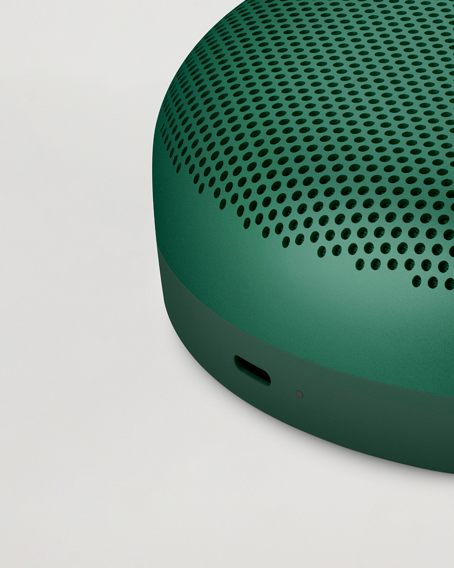Hombres | Bang & Olufsen Beosound A1 2nd Gen Waterproof Speaker Green | Bang & Olufsen | Beosound A1 2nd Gen Waterproof Speaker Green