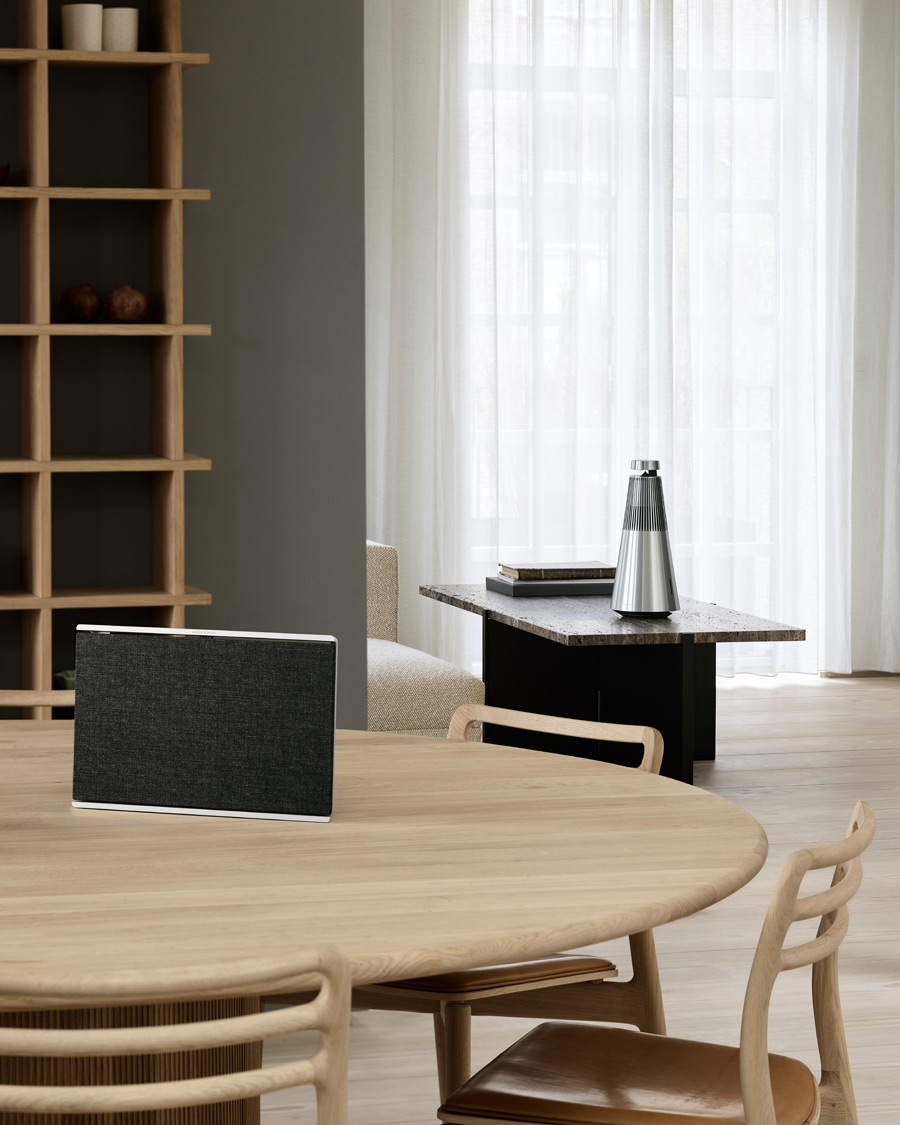 Hombres | Bang & Olufsen Beosound Level Portable Wifi Speaker Natural/Dark Grey | Bang & Olufsen | Beosound Level Portable Wifi Speaker Natural/Dark Grey