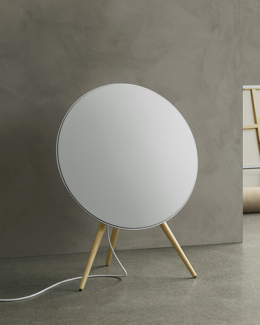 Hombres | Ideas de regalos de Navidad | Bang & Olufsen | Beoplay A9 Wireless Speaker White