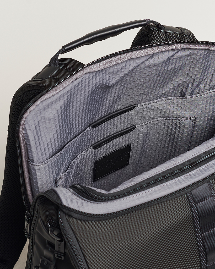 Hombres | TUMI Alpha Bravo Logistics Backpack Black | TUMI | Alpha Bravo Logistics Backpack Black
