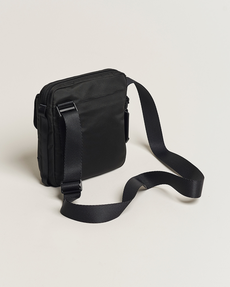 Hombres | TUMI Alpha Bravo Junior Crossbody Black | TUMI | Alpha Bravo Junior Crossbody Black