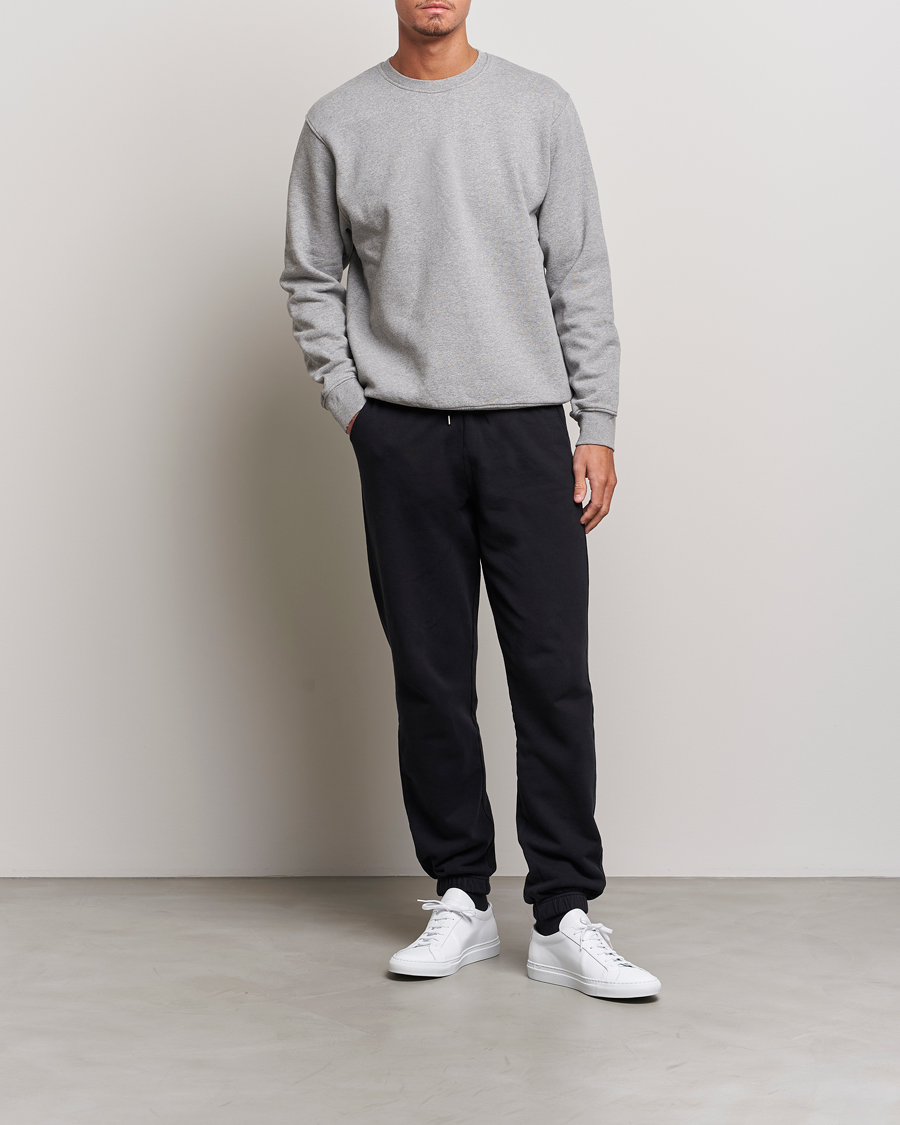 Hombres | Pantalones | Colorful Standard | Classic Organic Sweatpants Deep Black