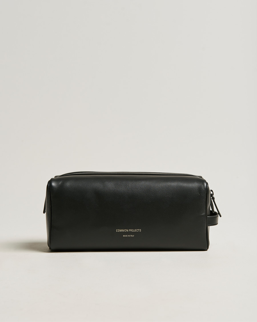 Hombres | Common Projects Nappa Leather Toiletry Bag Black | Common Projects | Nappa Leather Toiletry Bag Black