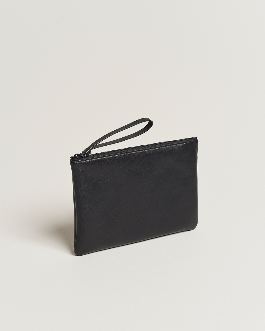 Hombres | Contemporary Creators | Common Projects | Medium Flat Nappa Leather Pouch Black