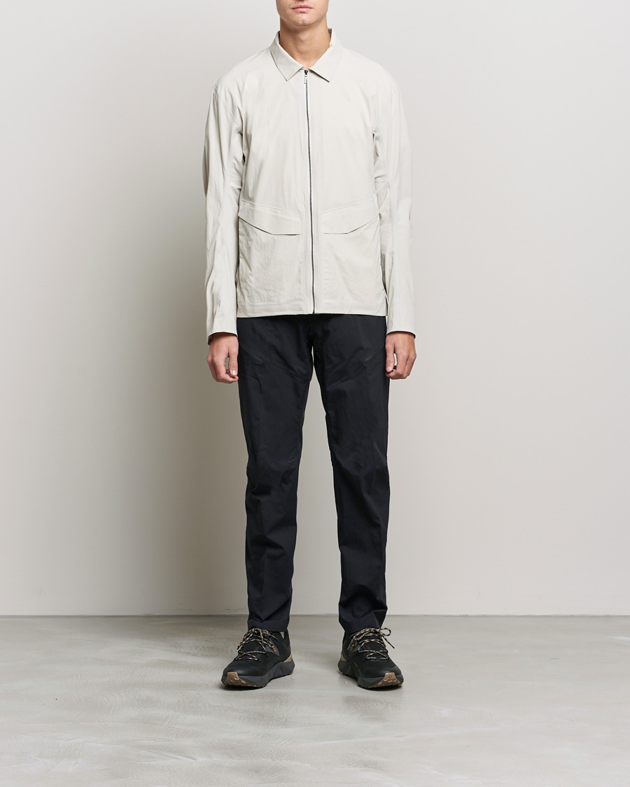 Hombres | Abrigos y chaquetas | Arc'teryx Veilance | Spere LT Recycled Terratex Jacket Sanddust
