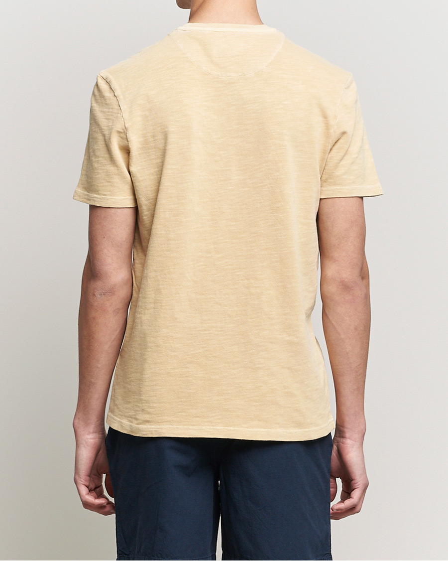 Hombres | Camisetas | Lyle & Scott | Cotton Slub T-shirt Gold Haze