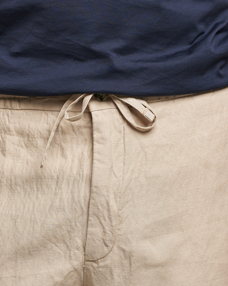 Hombres | Pantalones cortos | J.Lindeberg | Sasha Drape Linen Drawstring Shorts Safari Beige