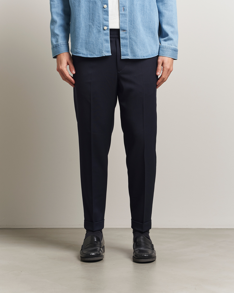 Hombres | Pantalones | Filippa K | Terry Gabardine Cropped Turn Up Trousers Navy